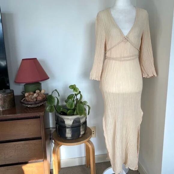 Monday Swimwear Ravello Linen Cover Up Dress in Vanilla Crinkle - Picture 2 of 9